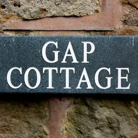 Gap On Hadrian's * 브램프톤